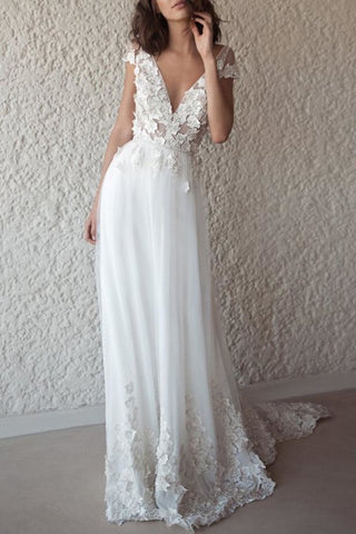 products/2267_Charming_White_A-Line_V-neck_Applique_Open_Back_Wedding_Dress_2_112.jpg
