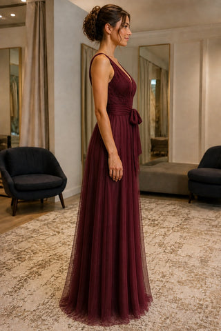 files/Burgundy-Lace-Bodice-Chiffon-Bridesmaid-Dress-02-side.jpg