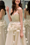 Elegant Charming Sweetheart A-Line Backless Appliques Long Prom Gown Dresses