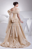 Gold Off-the-Shoulder Ball Gown Flower For Wedding