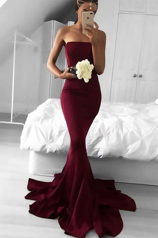 Strapless Mermaid/Trumpet Stretch Knit Fabrica Sweep Train Prom Dress