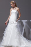 White Elegant A-line Strapless Wedding Dress Lace Bow Bridal Gown